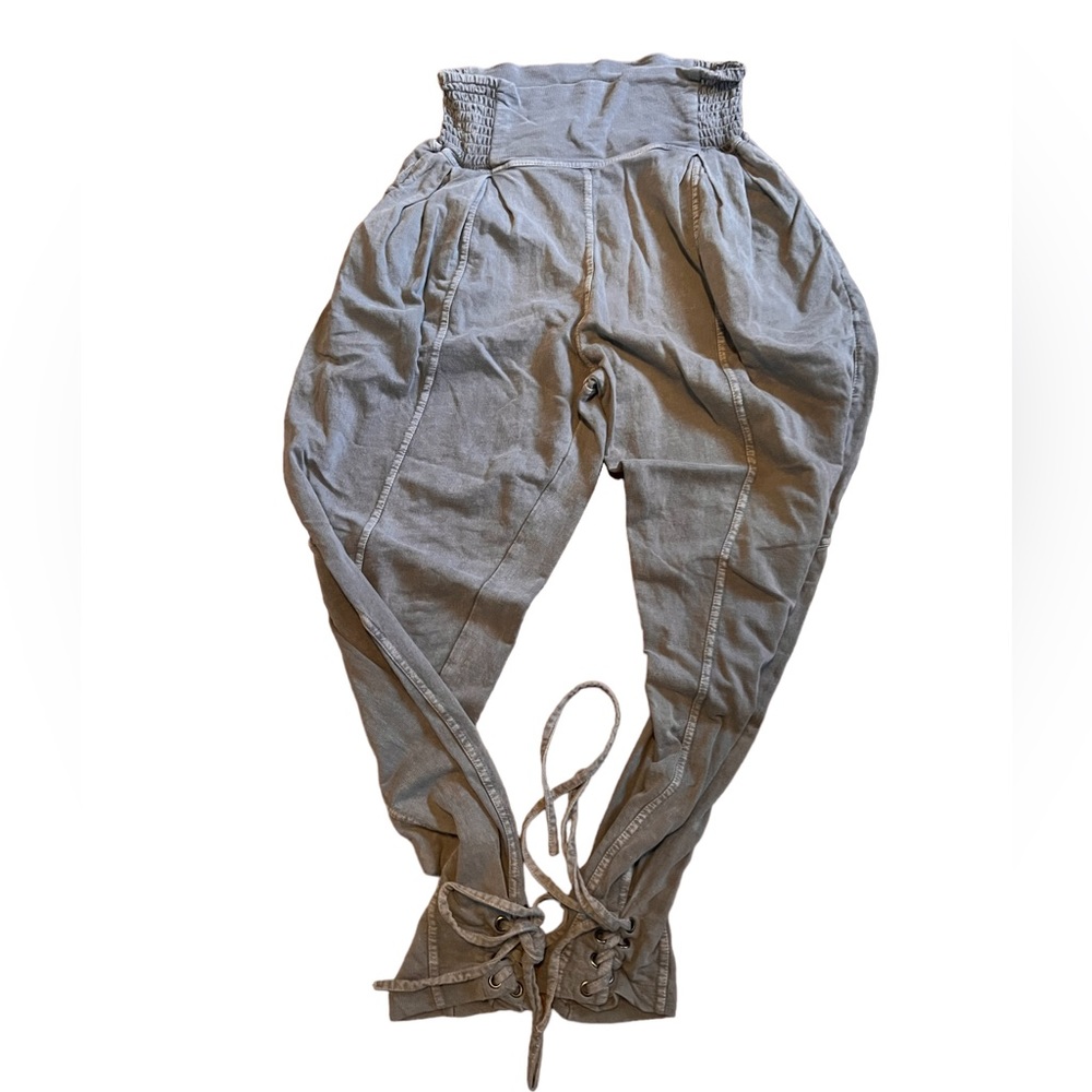 Free people pants. XS khaki green